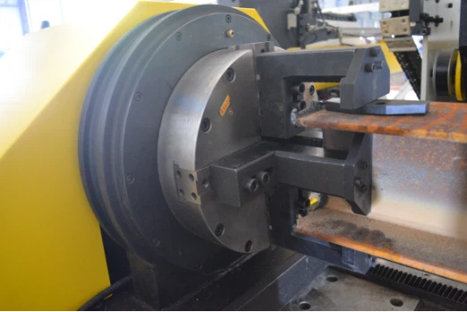 CNC Pipe Tube Fiber Laser Cutting Machine